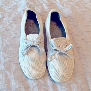 Women’s tree skippers